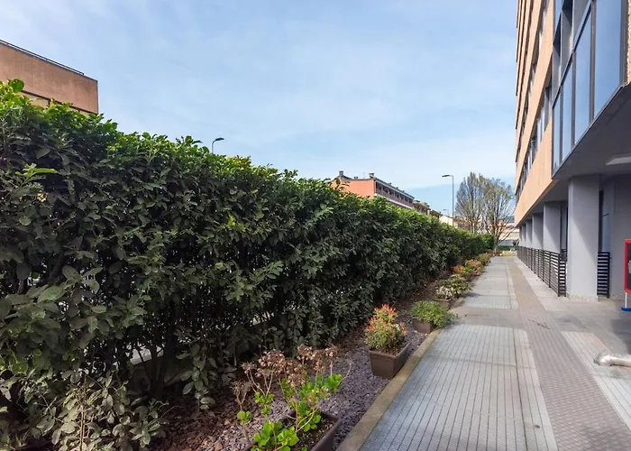 New! Skyline Apartment *